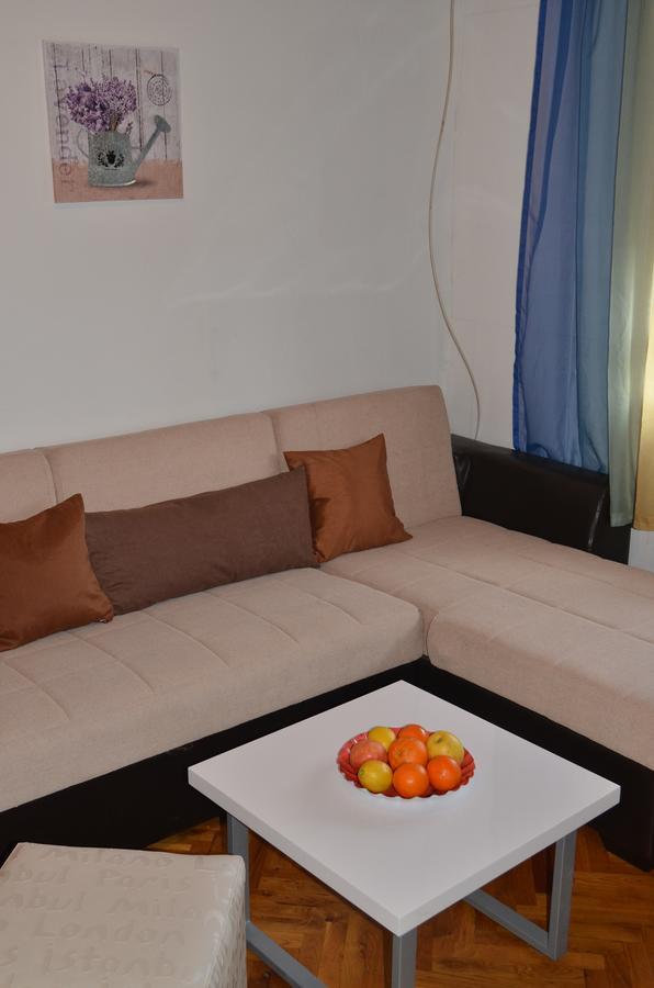 Rooms Mila Rezovac Exterior photo